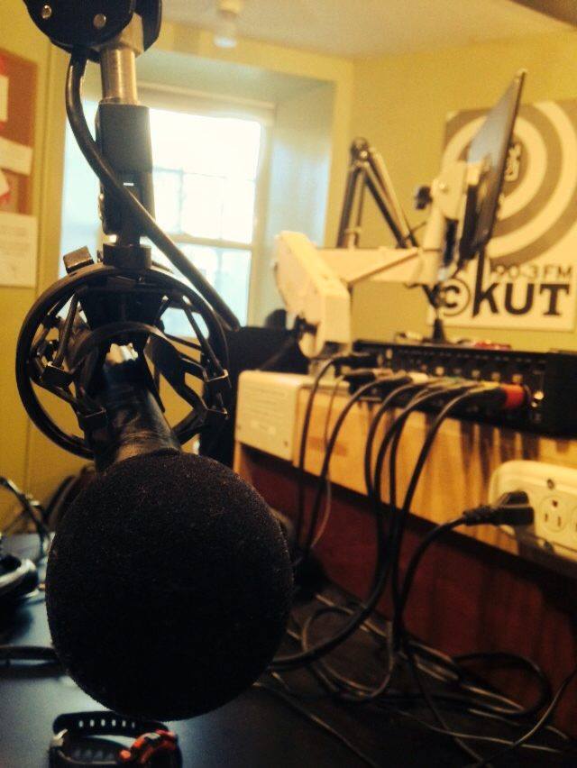 CKUT studio (by zak)